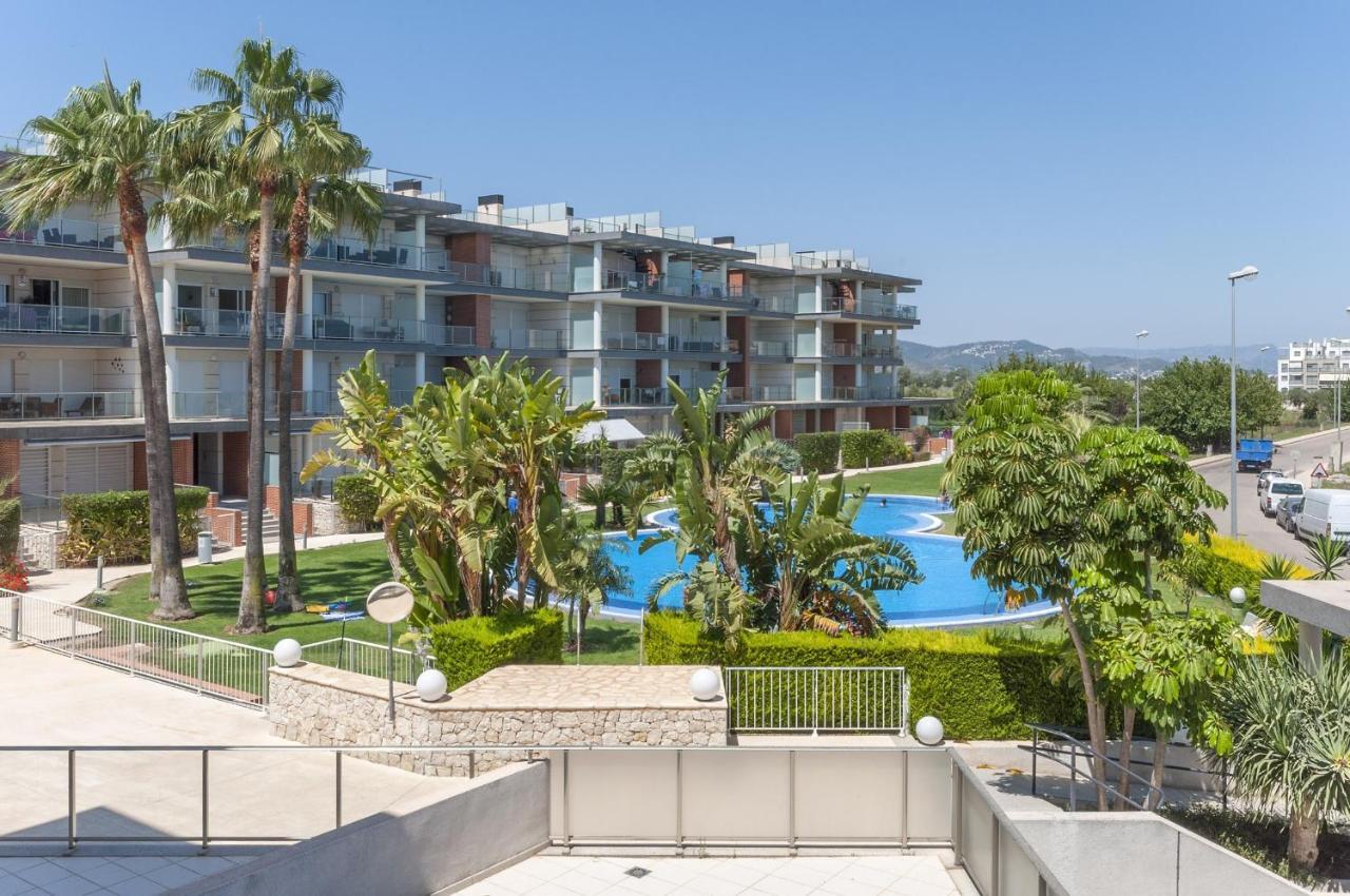 Apartmán Esplendor Les Deveses Exteriér fotografie